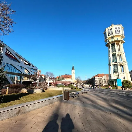Hotel Gosztonyi *