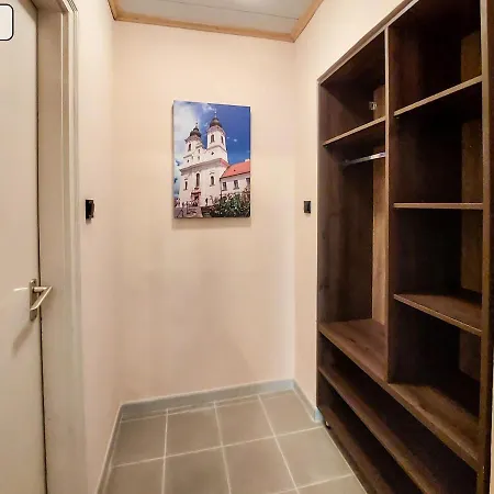 酒店 Gosztonyi