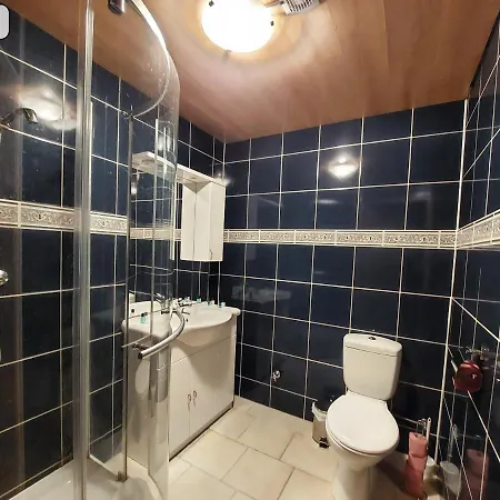 Otel Gosztonyi *