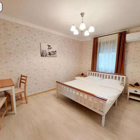 Gosztonyi Hotel