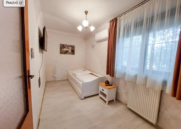 Hotel Gosztonyi